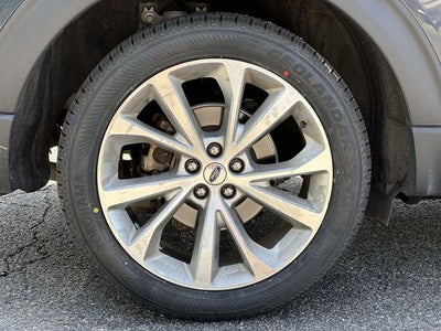 2022 Ford Explorer Platinum