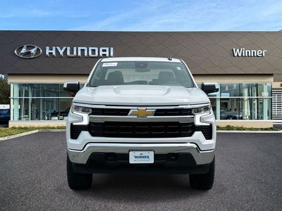 2024 Chevrolet Silverado 1500 LT