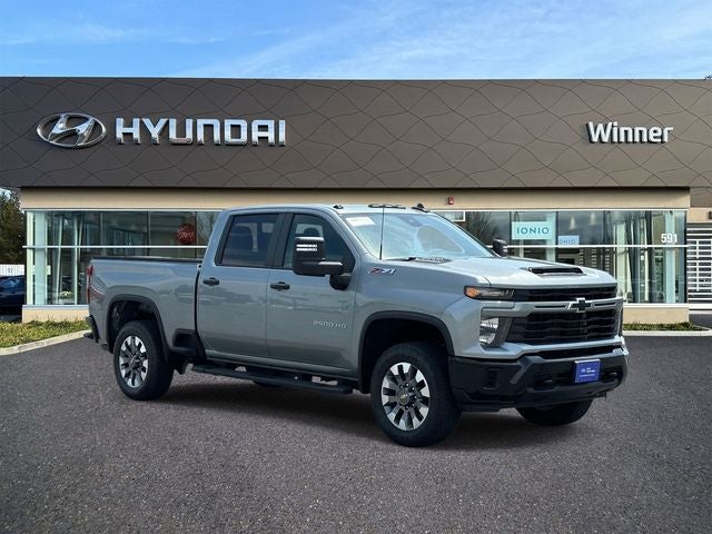 2024 Chevrolet Silverado 2500HD Custom