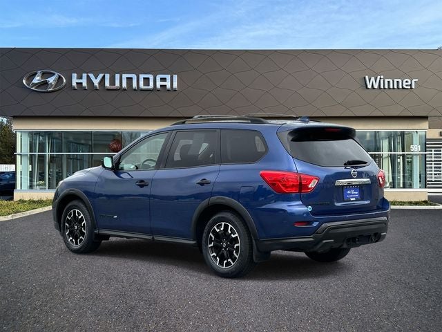 2019 Nissan Pathfinder SV