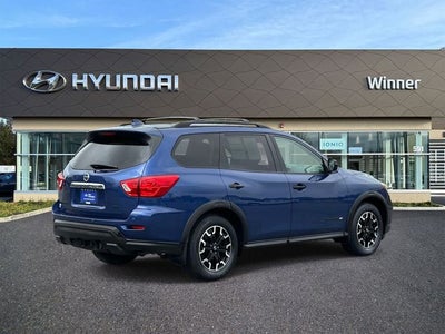 2019 Nissan Pathfinder SV