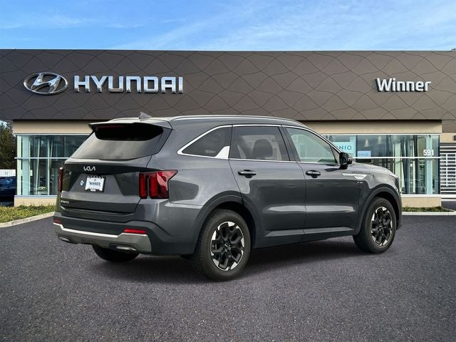 2024 Kia Sorento S