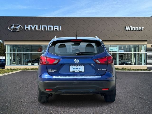 2018 Nissan Rogue Sport SL