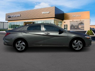2025 Hyundai Elantra Hybrid SEL Sport