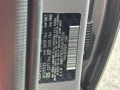 2024 Hyundai ELANTRA Limited