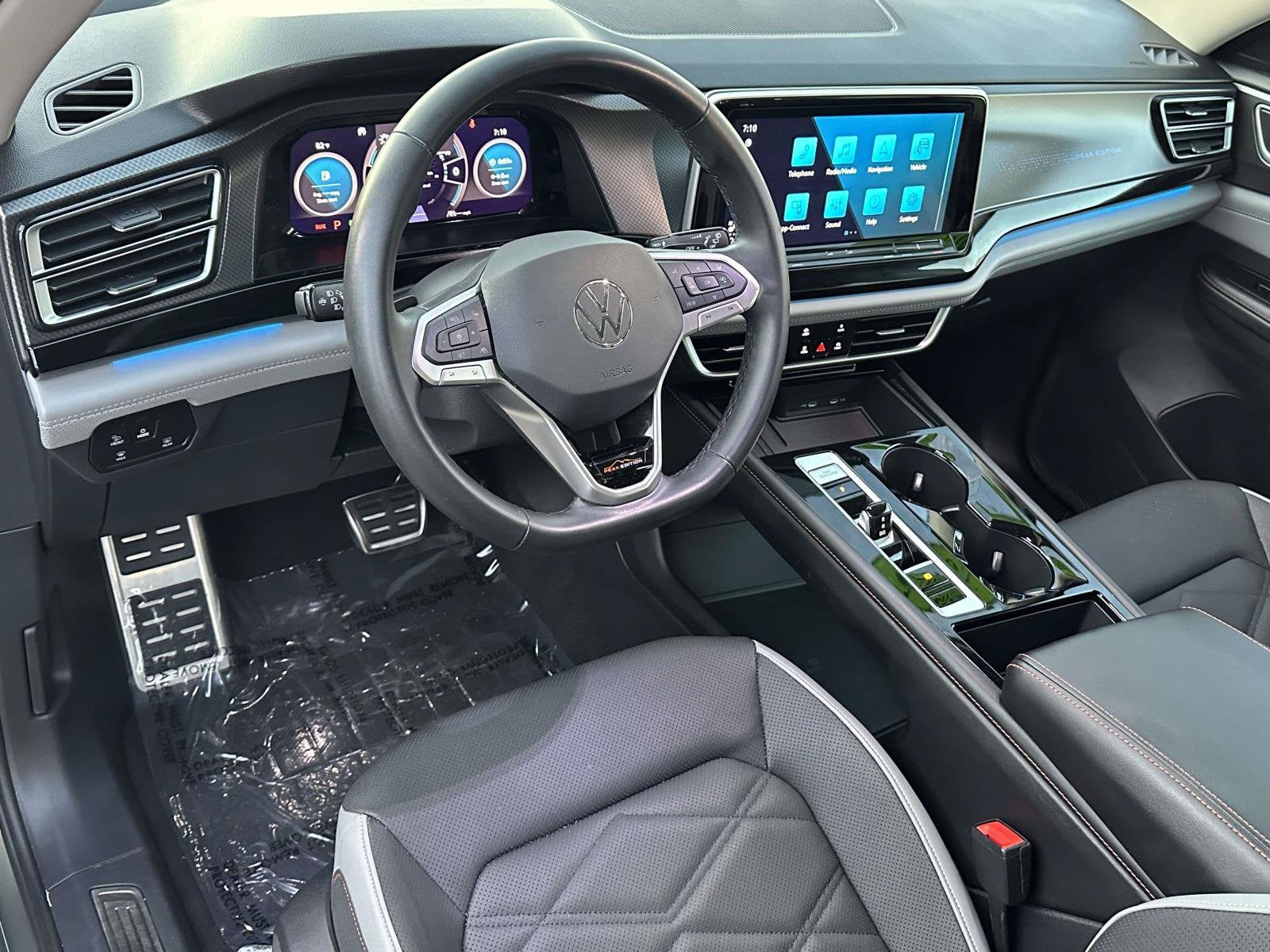 2025 Volkswagen Atlas 2.0T Peak Edition