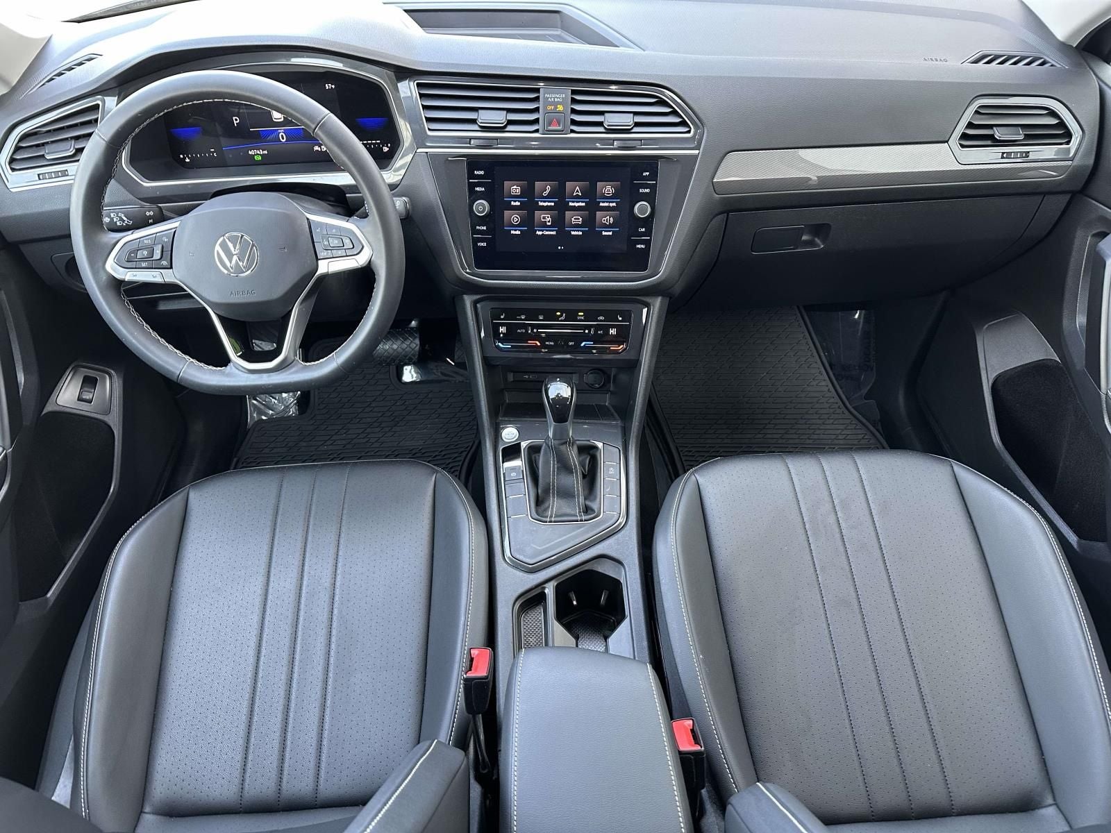 2023 Volkswagen Tiguan 2.0T SE