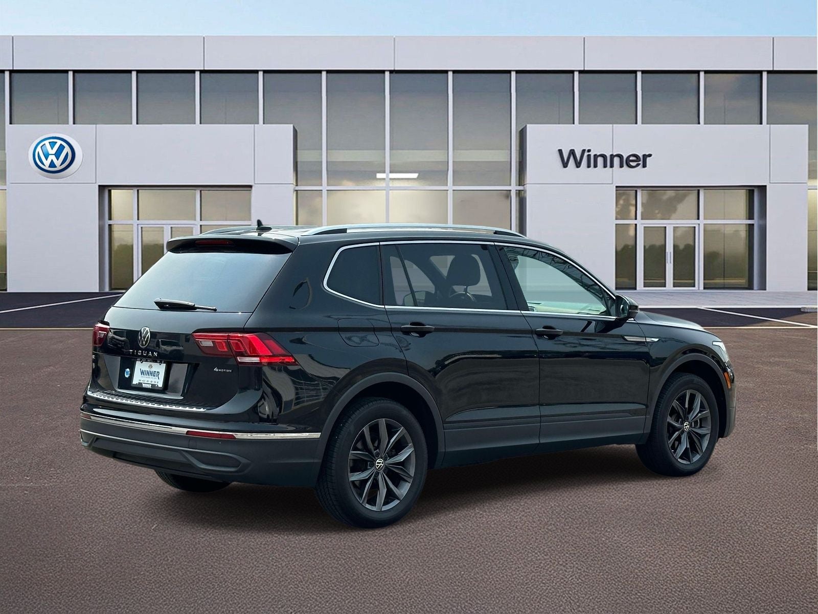 2023 Volkswagen Tiguan 2.0T SE