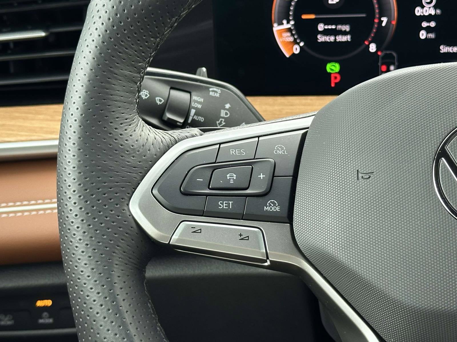 2026 Volkswagen Tiguan SEL R-Line Turbo