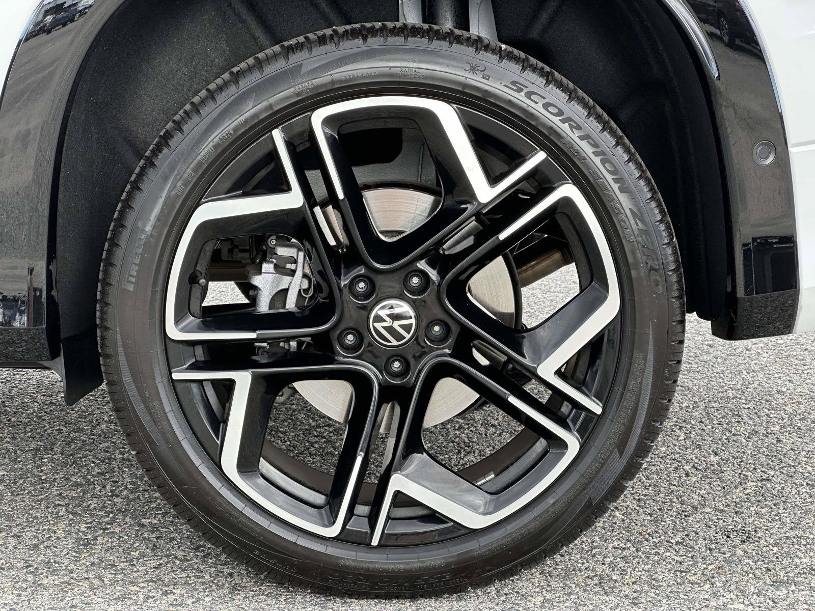 2026 Volkswagen Tiguan SEL R-Line Turbo