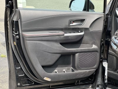 2025 Toyota Sienna XSE 7 Passenger