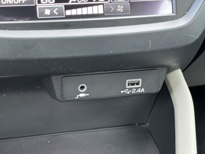 2025 Subaru Forester Base