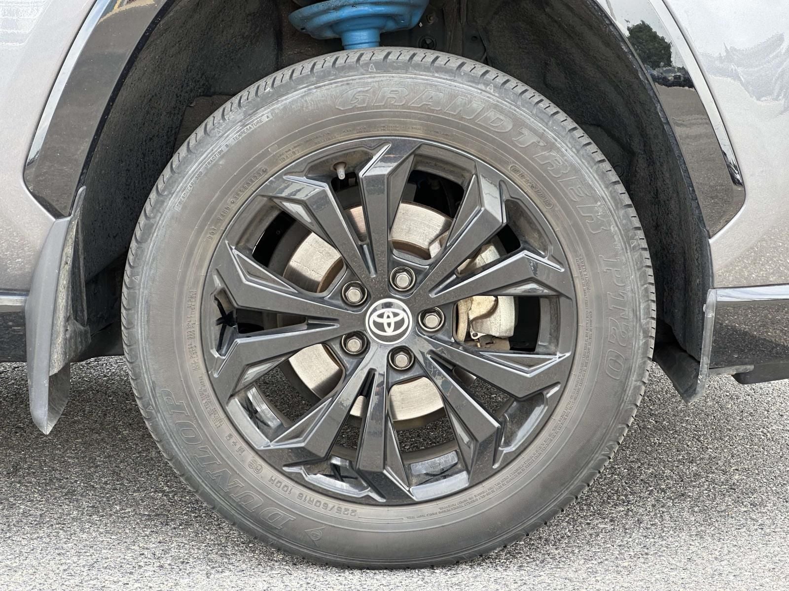 2023 Toyota RAV4 Hybrid SE
