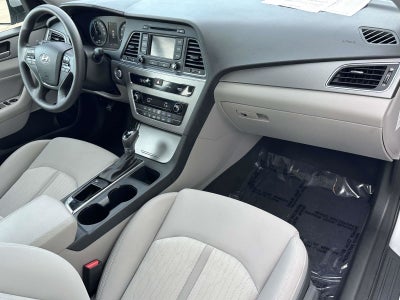 2016 Hyundai SONATA HYBRID SE