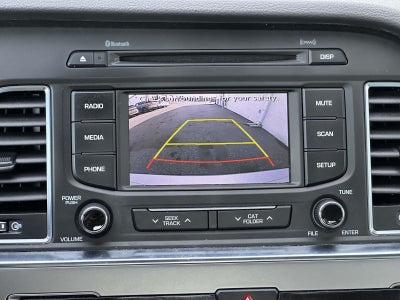 2016 Hyundai SONATA HYBRID SE
