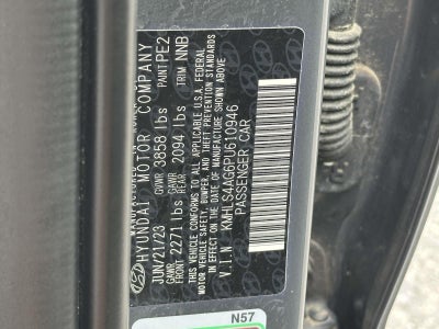 2023 Hyundai ELANTRA SEL