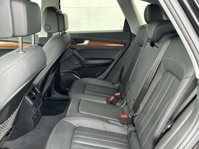 2023 Audi Q5 45 S line Premium quattro