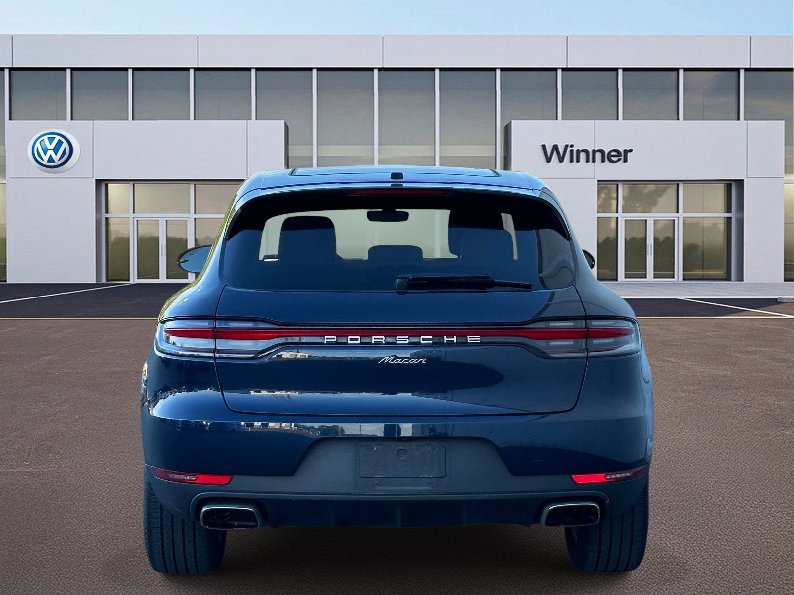 2021 Porsche Macan Base