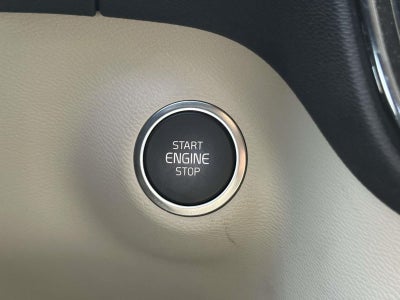 2020 Volvo XC40 Momentum
